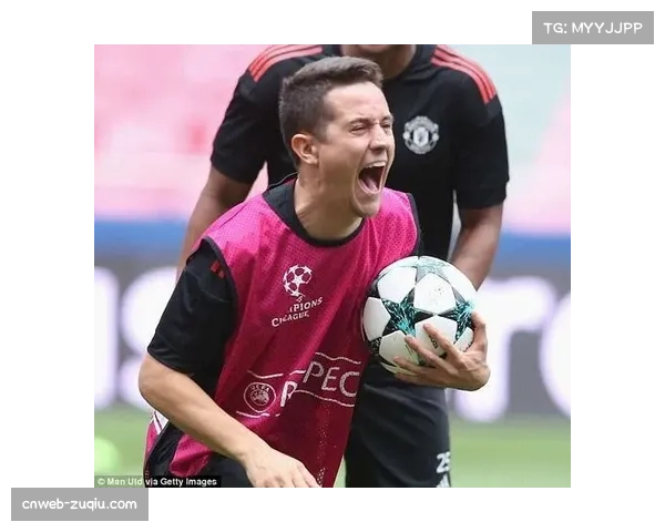 Shams报道：老鹰与主教练斯奈德就续约事宜展开初步谈判